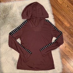 Lululemon Long Sleeve Hooded Shirt Size:12